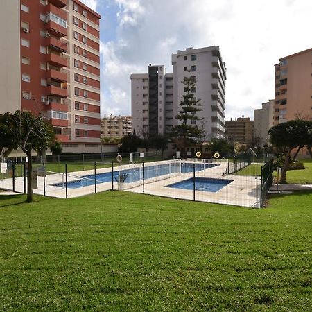 Apartamento Familiar Torresol フエンヒロラ エクステリア 写真