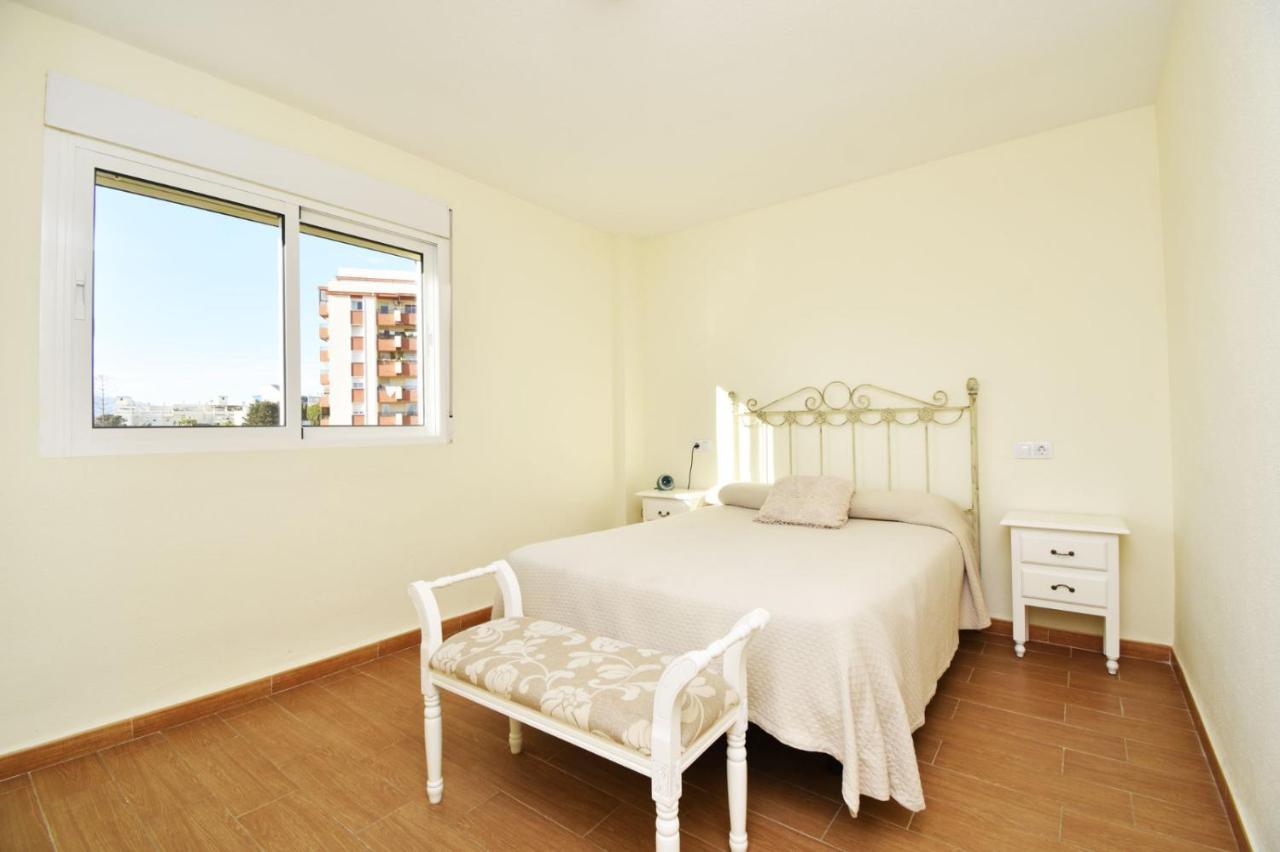 Apartamento Familiar Torresol フエンヒロラ エクステリア 写真