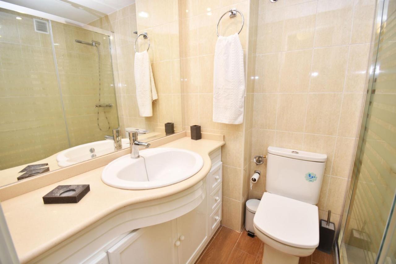 Apartamento Familiar Torresol フエンヒロラ エクステリア 写真