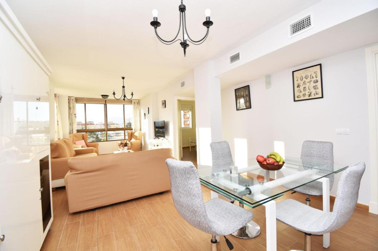 Apartamento Familiar Torresol フエンヒロラ エクステリア 写真