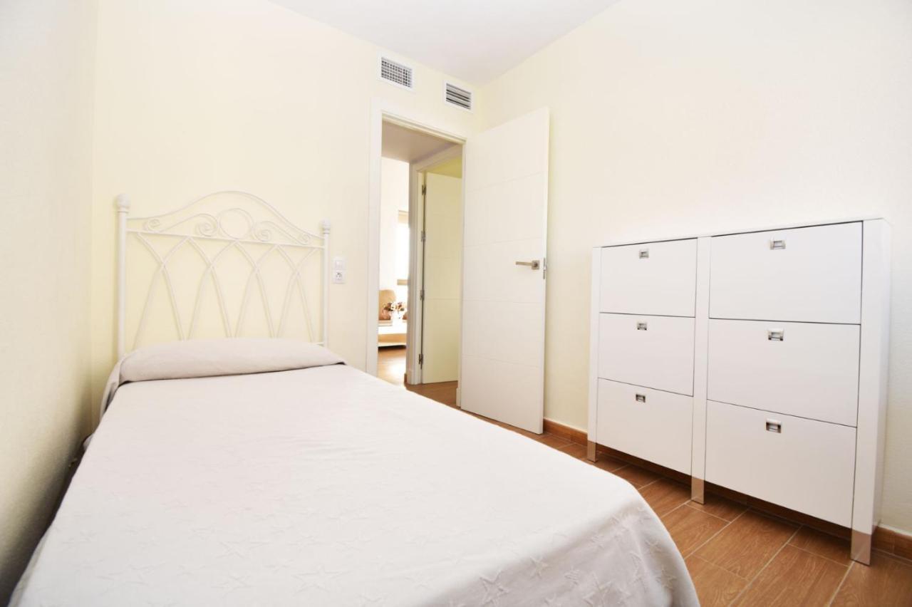 Apartamento Familiar Torresol フエンヒロラ エクステリア 写真