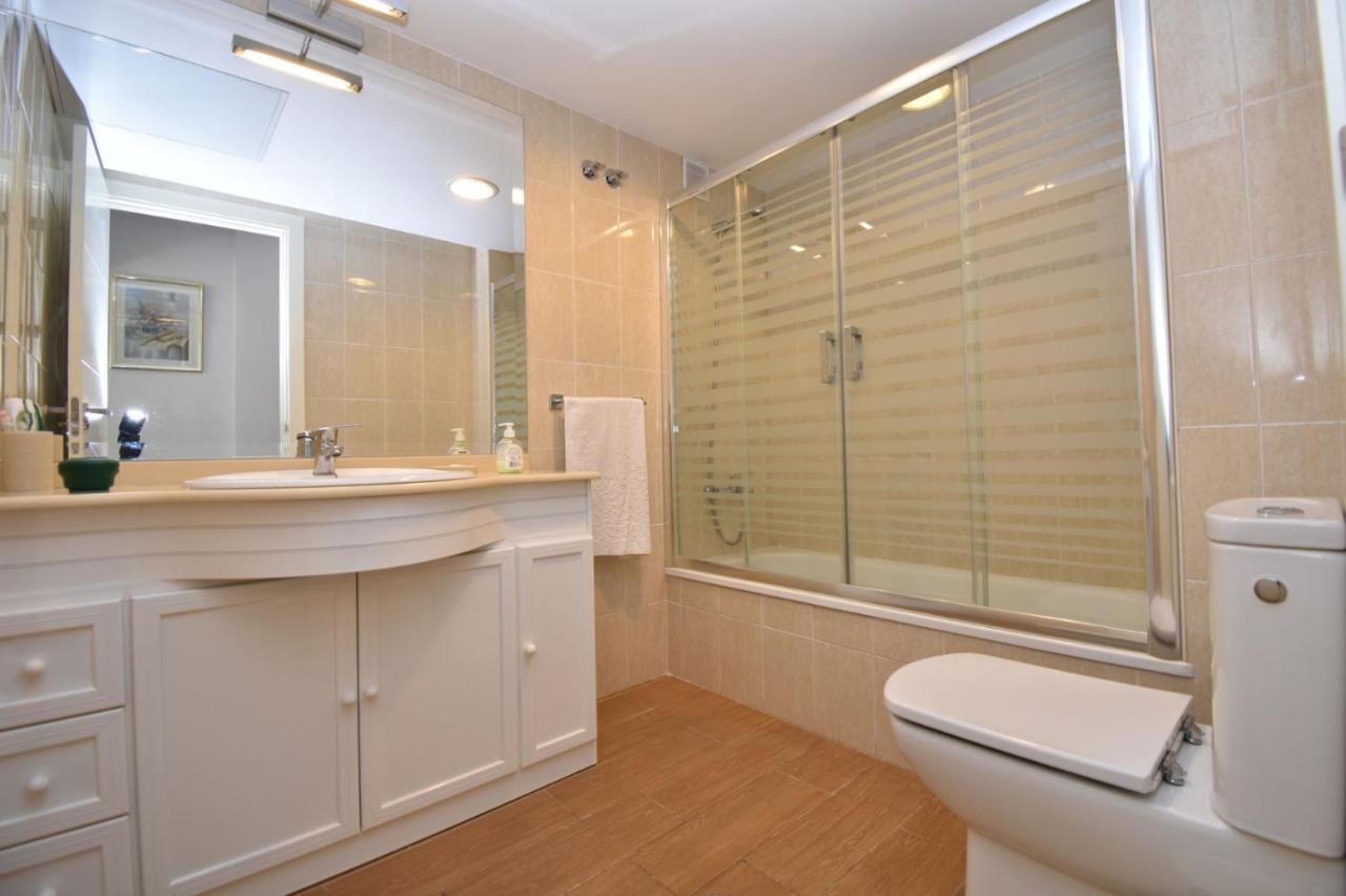 Apartamento Familiar Torresol フエンヒロラ エクステリア 写真